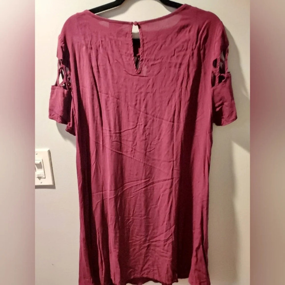Torrid Burgundy/Purple Mini Challis Trapeze Dress in Size 1 - Picture 3 of 9